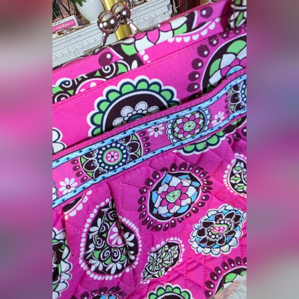 Vera Bradley Vintage Pink Quilted Kiss Lock Shoulder Bag Purse - Picture 2 of 10